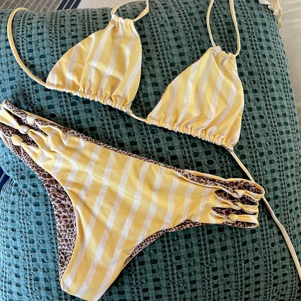 Acacia bikinis set